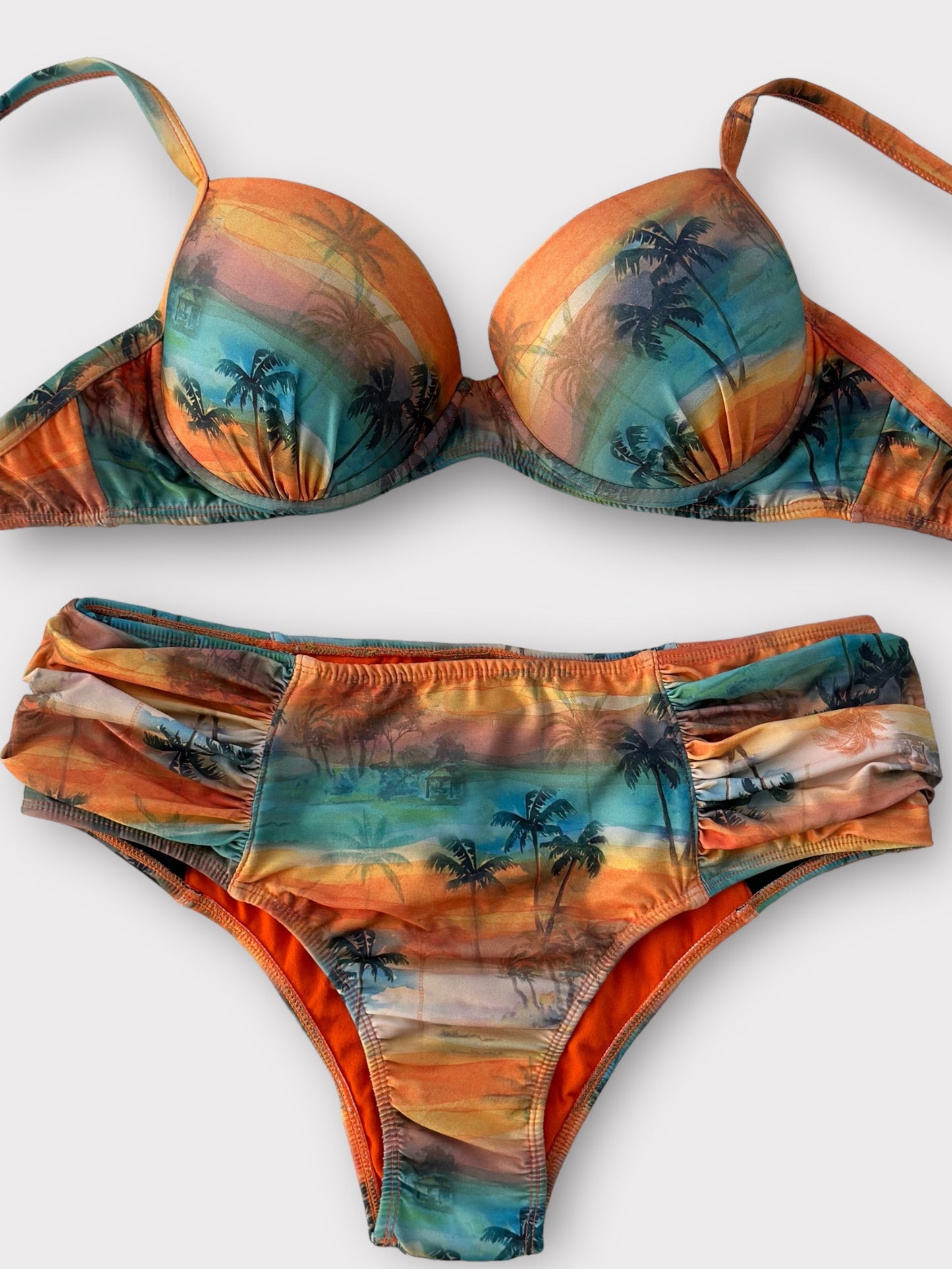 Sol e Energia Front Bikini Set